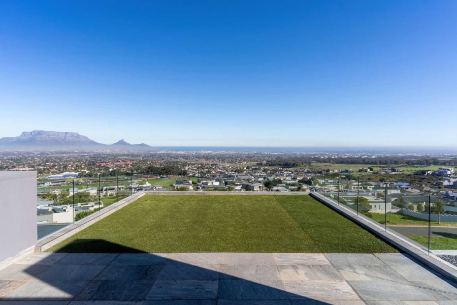 4 Bedroom Property for Sale in Baronetcy Estate Western Cape